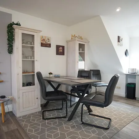 Edith Apartament *